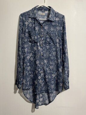 Hollister Blue Sheer Paisley Floral Button Up Long Sleeve Shirt Size Small